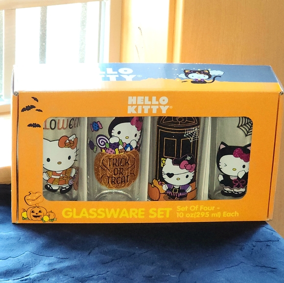 Hello Kitty Halloween Glassware Set of 4 10oz Glasses - Picture 2 of 6